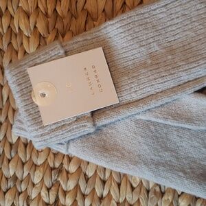 Lauren Conrad mittens